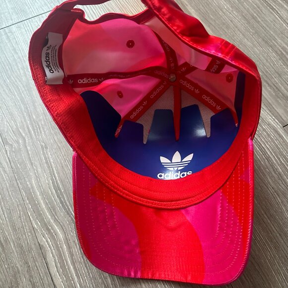 adidas Originals Marimekko hat - Picture 2 of 3